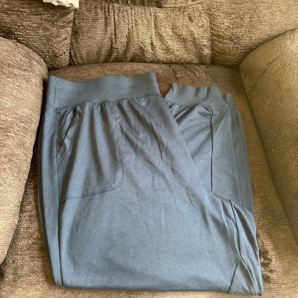 Marika NWT navy blue joggers 3X